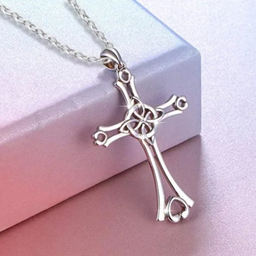 Irish Celtic Cross Pendant Necklace Silver‎